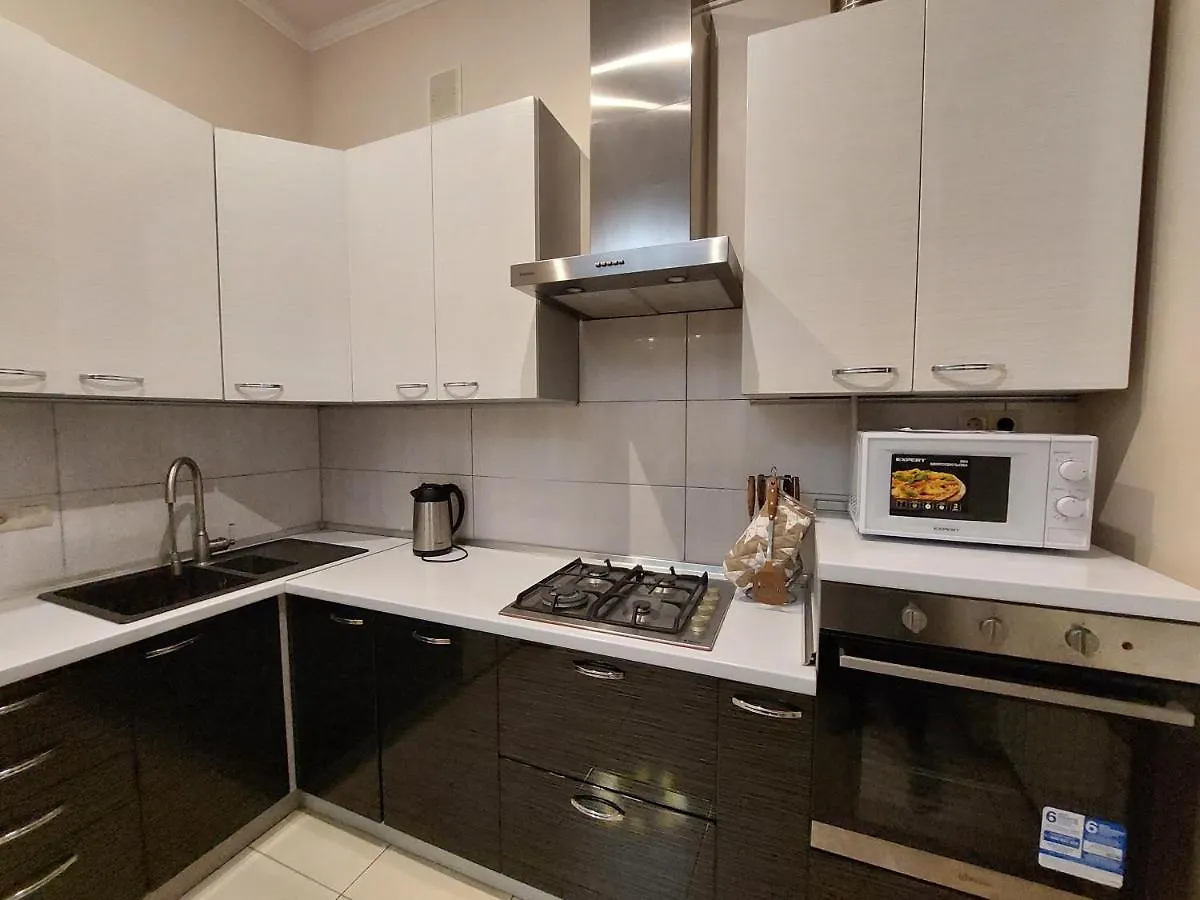 Apartment Шикарні Апартаменти Поруч З Майданом Kyiv